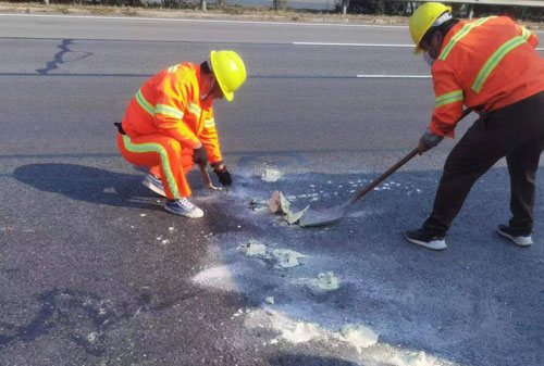 天长公路下沉注浆加固